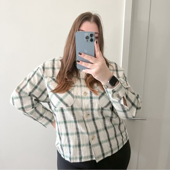 Zara Jackets & Blazers - ZARA Green Cream Plaid Oversized Button Down Overshirt Shacket Womens Size Large